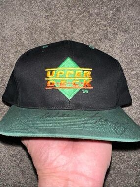 Vintage 2000 Upper Deck Walt Frazier Signed SnapBack